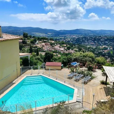 Holiday home Sleeps 6 Pool Air Con Wifi *